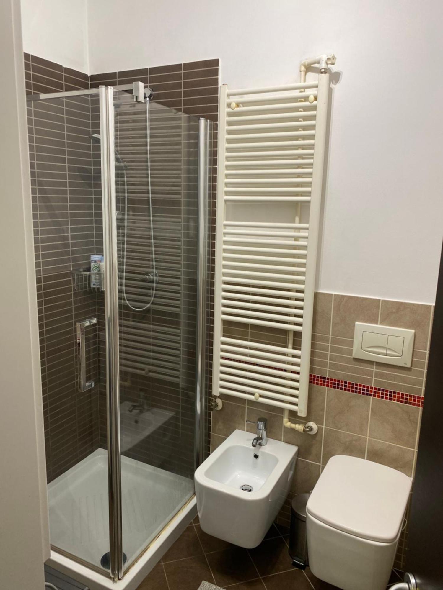 Royal Suite Unirii-2 Bdr Apartment Bucureşti Exterior foto