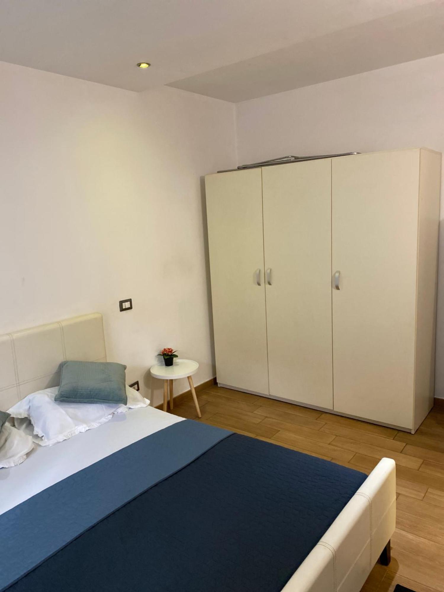 Royal Suite Unirii-2 Bdr Apartment Bucureşti Exterior foto